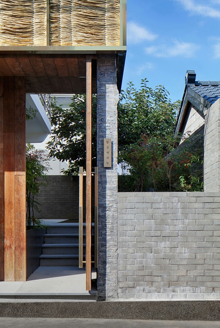 Mobile 메인 이미지 0